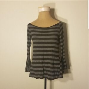 Y2K Black & Gray Striped Women's Bell Bottom Sleeves Size M By Mandy K.